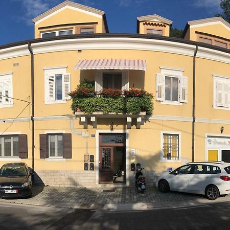 Esperia Casa Vacanza Трієст Екстер'єр фото